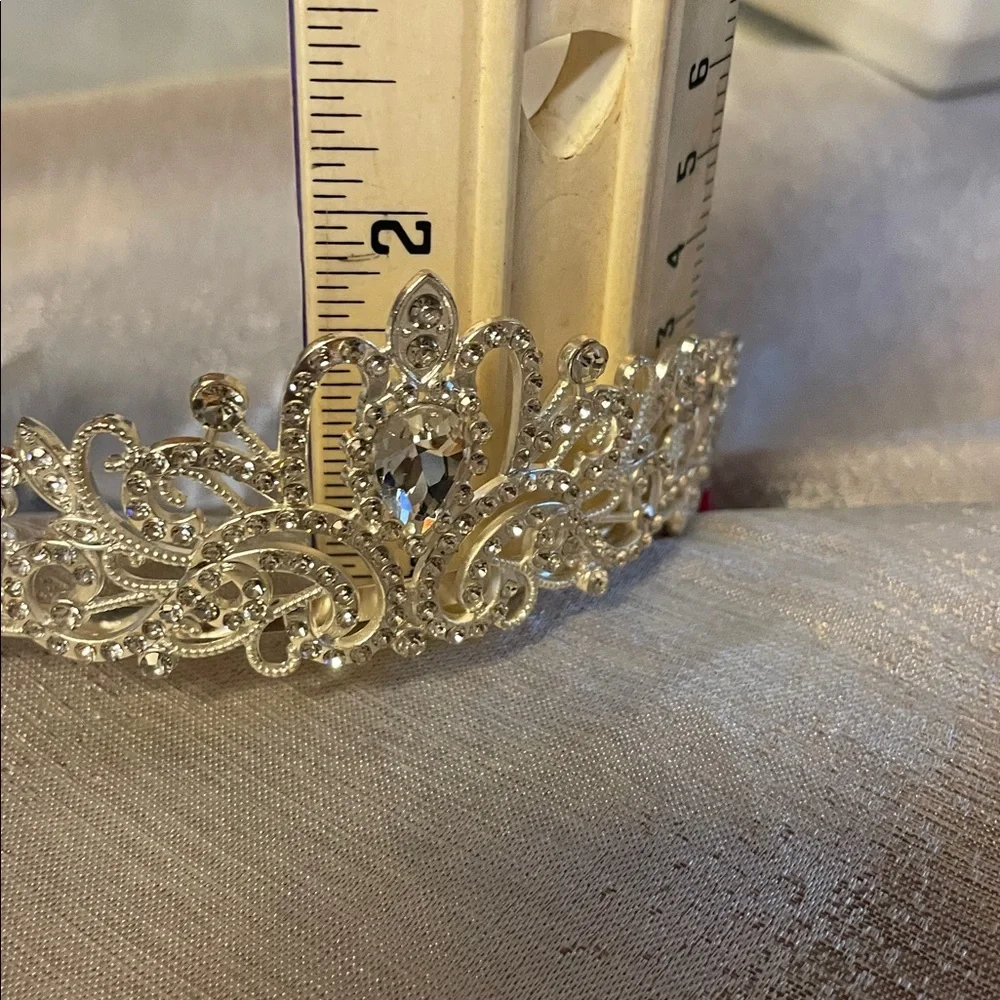 Silver tiara